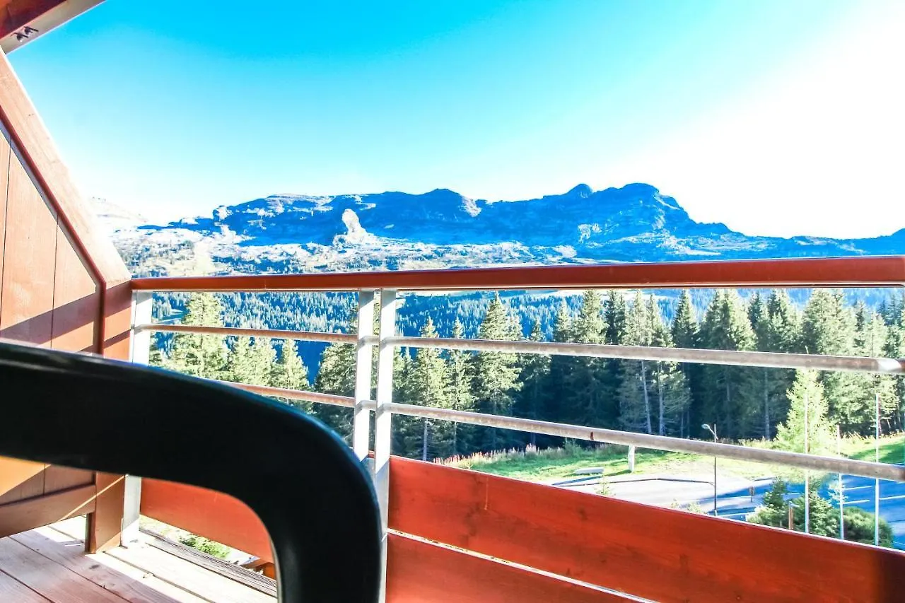 Stunning 3-Bedroom Apartment With Mountain Views Flaine 0*,  France