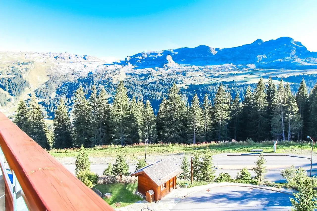 Stunning 3-Bedroom Apartment With Mountain Views Flaine France