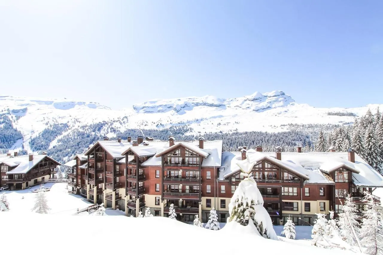 Stunning 3-Bedroom Apartment With Mountain Views Flaine 0*,  Frankrig