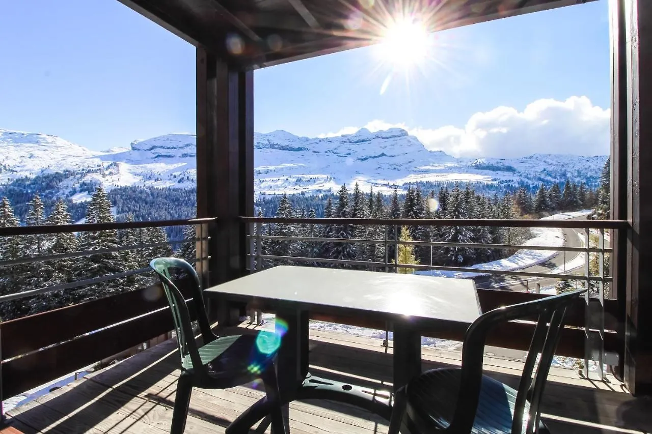 Stunning 3-Bedroom Apartment With Mountain Views Flaine France