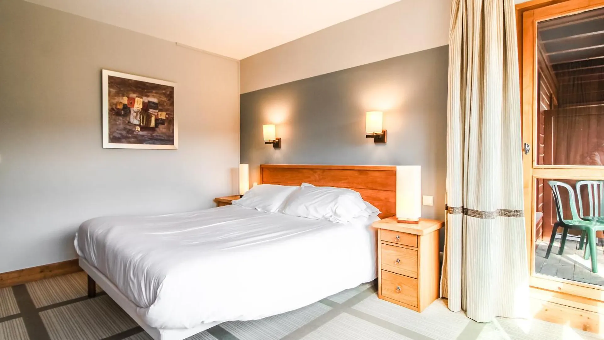 Stunning 3-Bedroom Apartment With Mountain Views Flaine 0*,