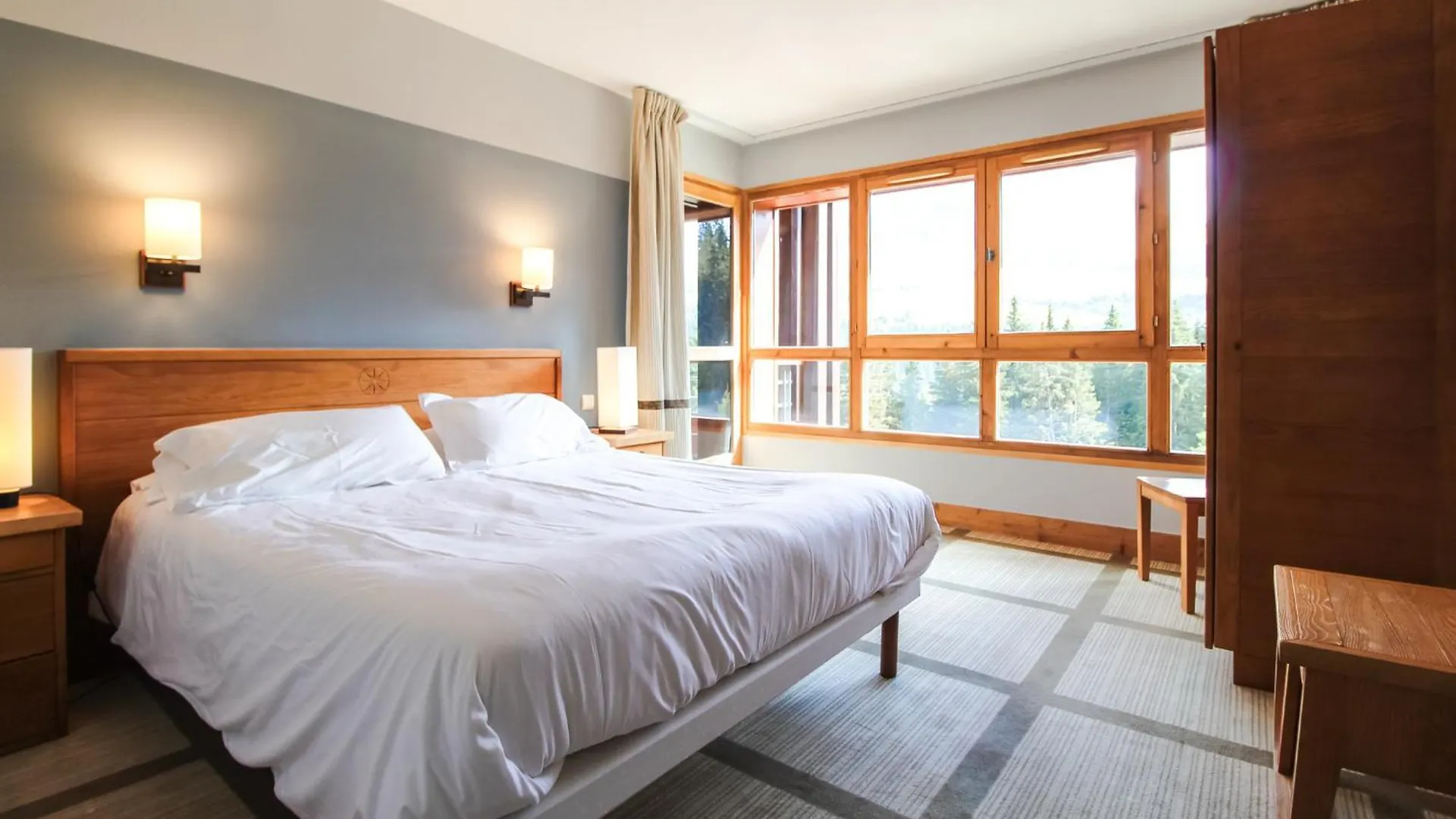 Stunning 3-Bedroom Apartment With Mountain Views Flaine