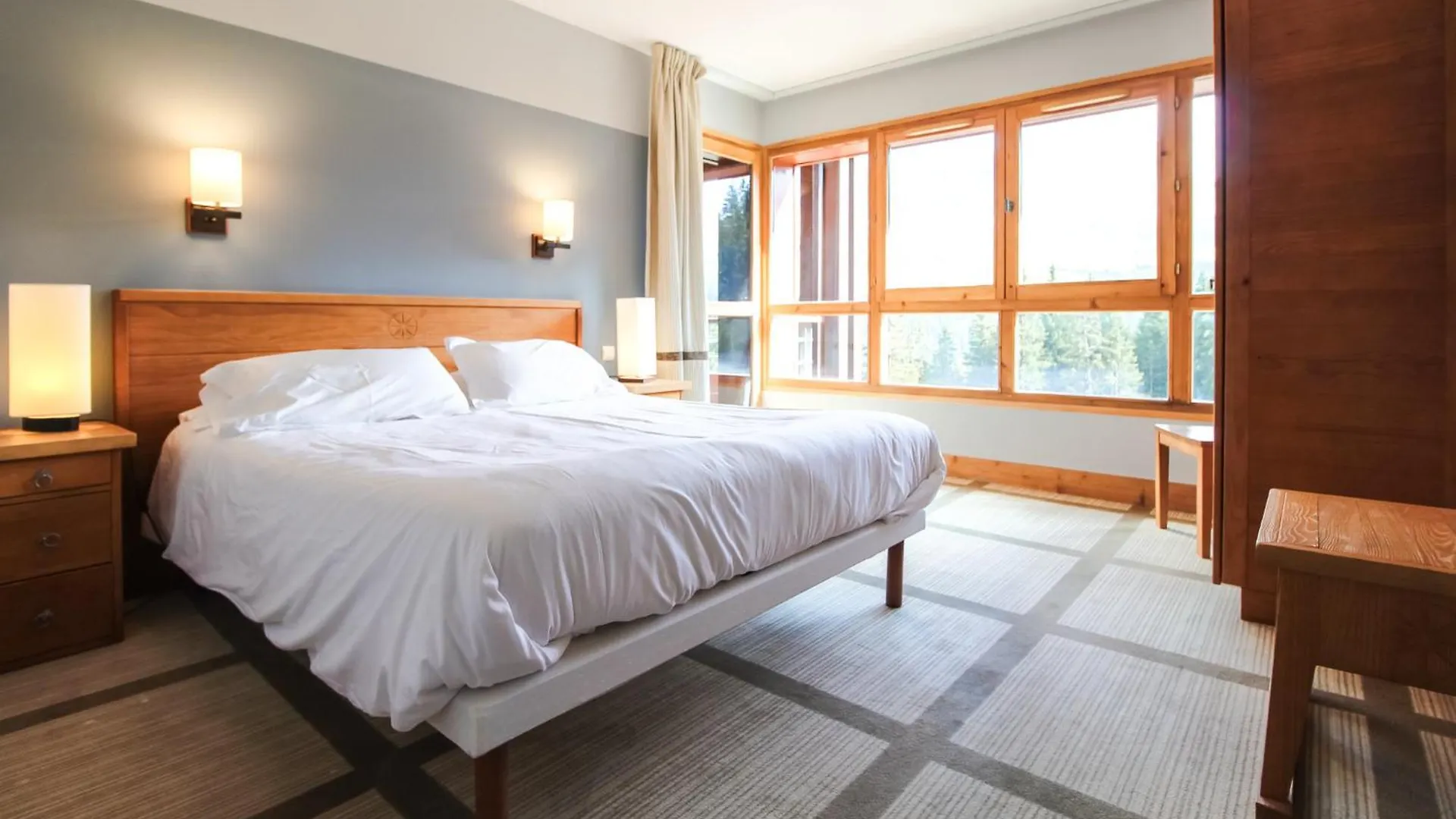 Stunning 3-Bedroom Apartment With Mountain Views Flaine
