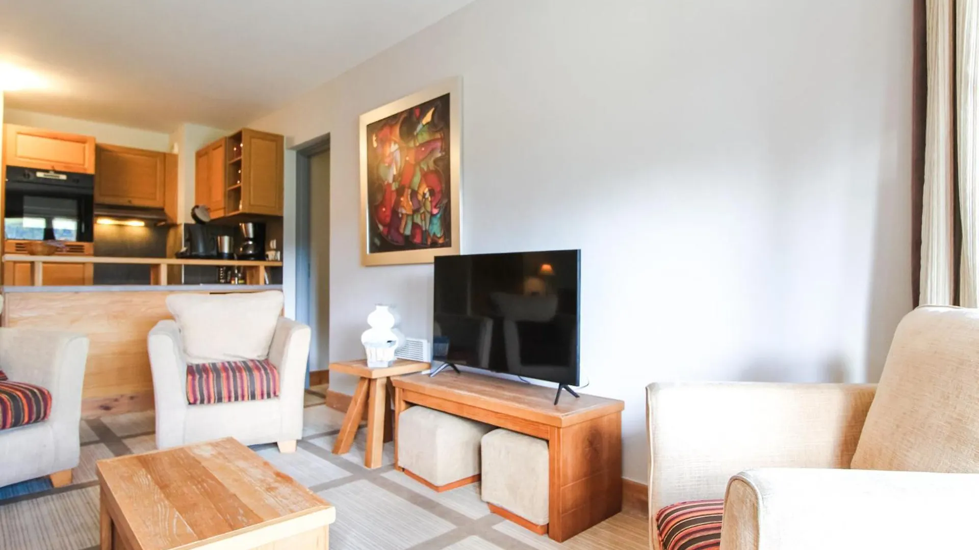 Stunning 3-Bedroom Apartment With Mountain Views Flaine France