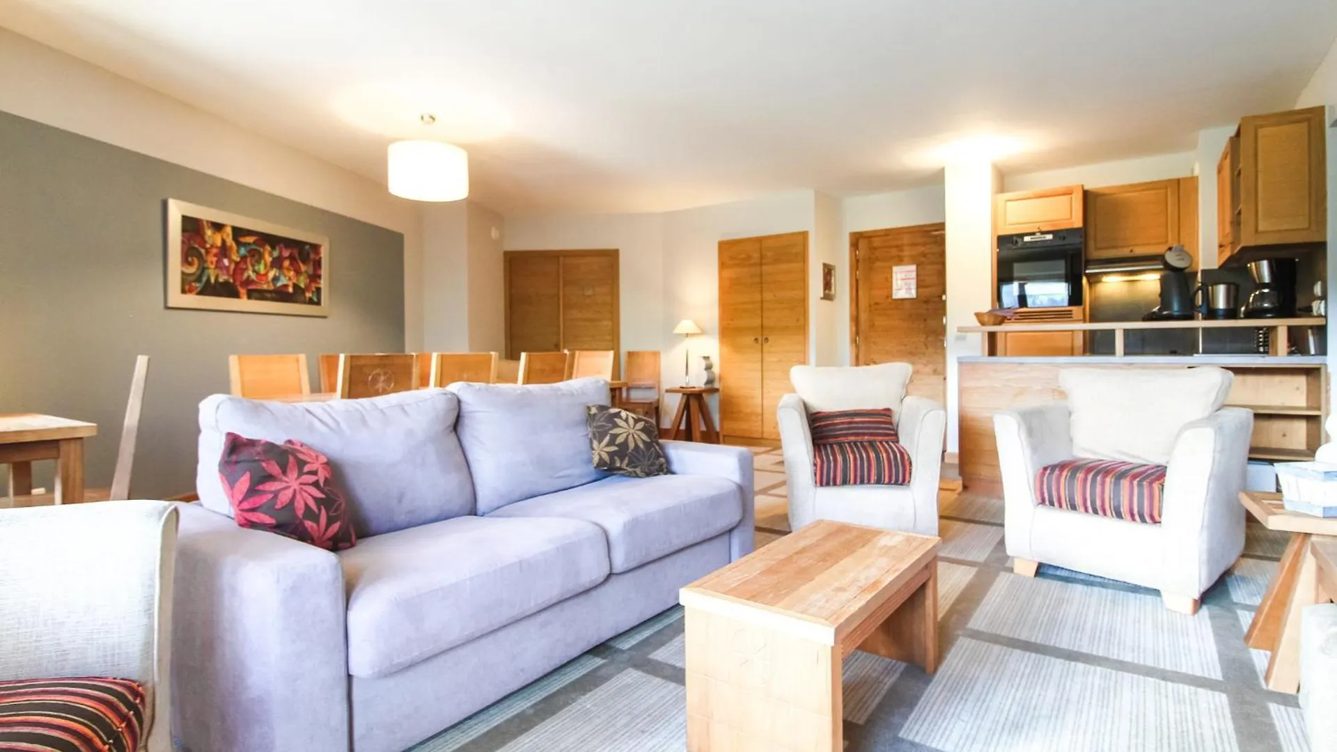 Stunning 3-Bedroom Apartment With Mountain Views Flaine